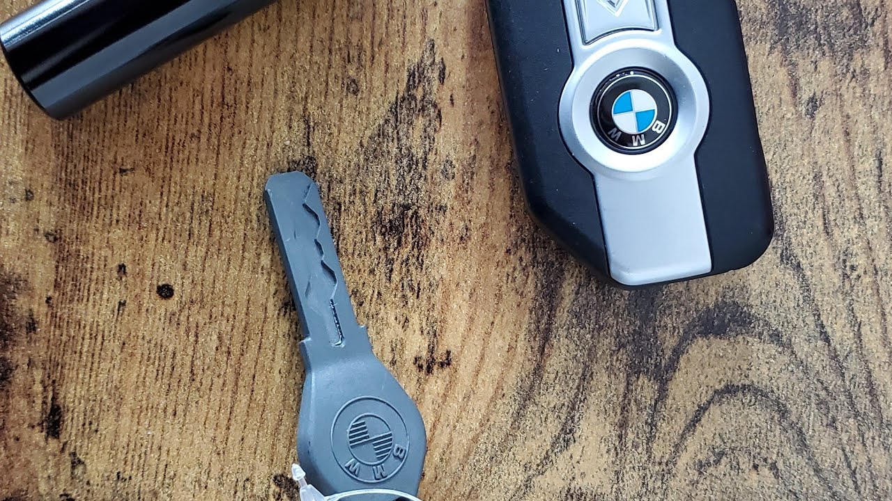 How to Use Emergency Key on your BMW R1250 GS - GSA 