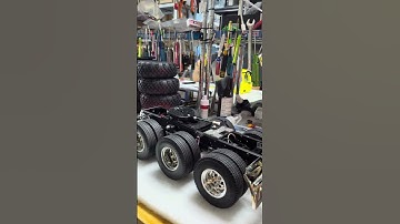 CUSTOMIZED TAMIYA 1/14 KING HAULER RC TRACTOR TRUCK – AMAZING DETAIL & LIGHTING EFFECTS!