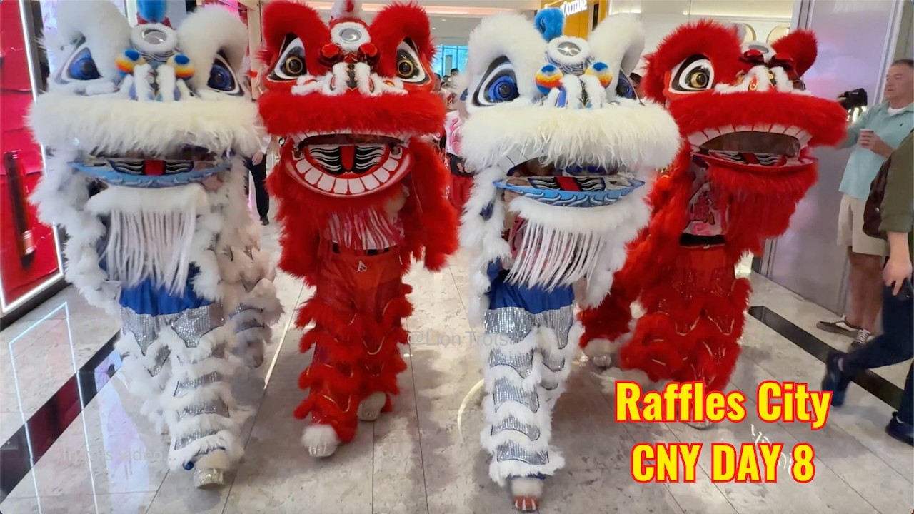 [4K] Raffles City, Yiwei High Pole Lion Dance 24 Feb 26