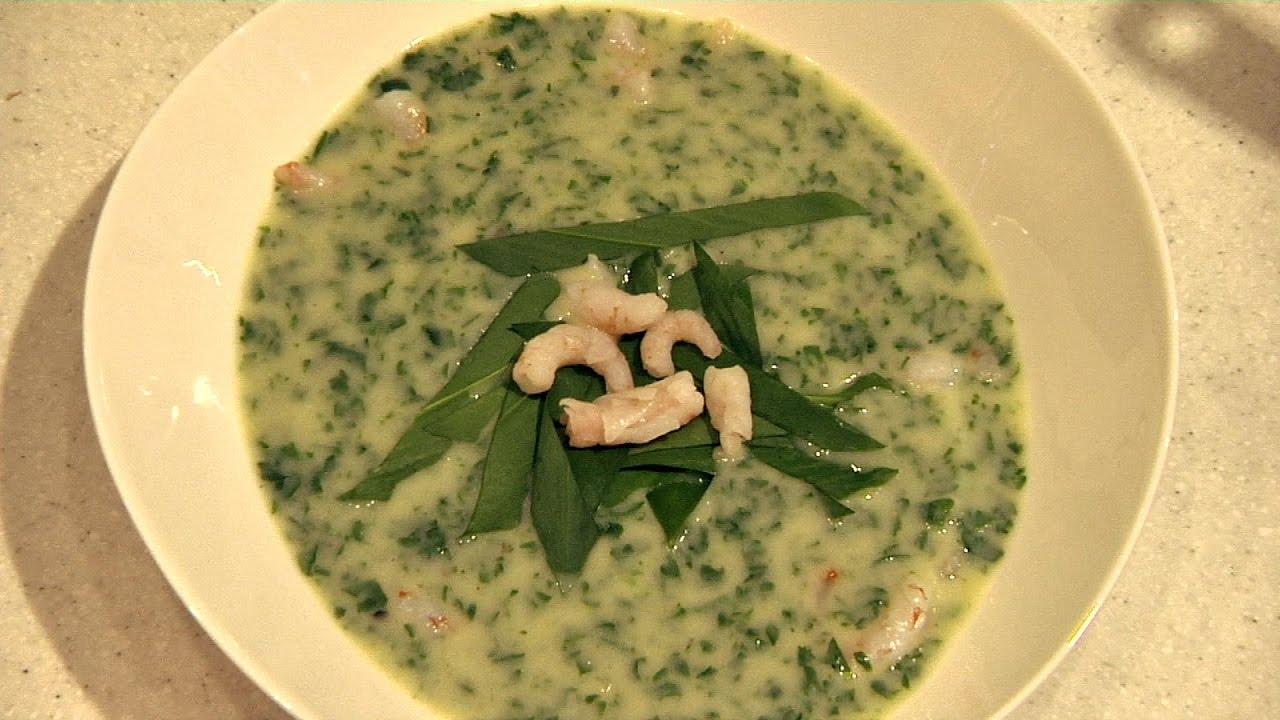 Bärlauchsuppe mit Eismeer-Garnelen - YouTube