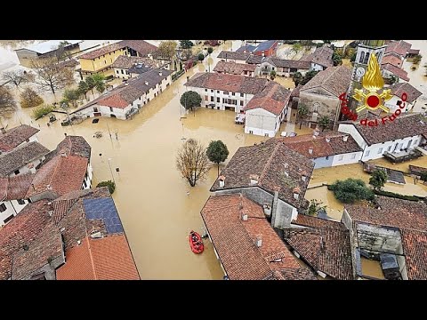 Video Maltempo in Friuli Venezia Giulia, frana travolge una casa: si cercano due dispersi