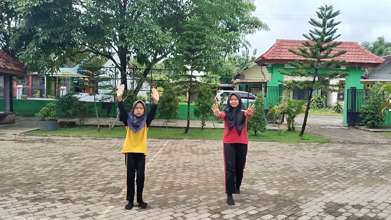 Senam Anak Indonesia Hebat by Zahwa dan Puji Praktek PJOK Gerak Berirama Kelas 5