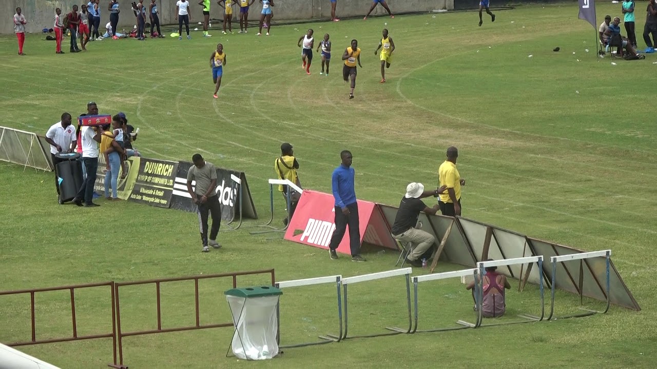 Krishaun Williamson  200m @ STETHS Invitational 2018