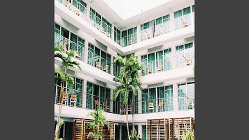 Pulsating Ambiance for Long Weekend Getaways