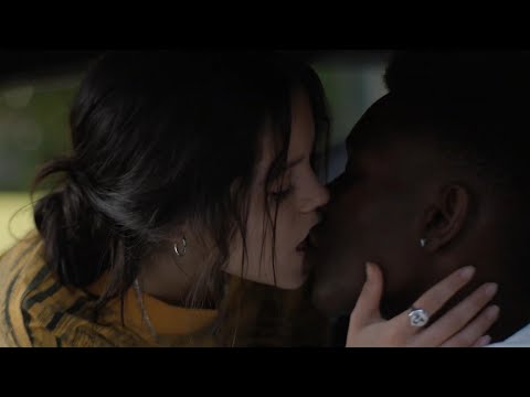 Jenna Ortega Kisses Quinton ?! / Vada Kissing Scene👀 | Wednesday kissing | The Fallout Full Scene HD