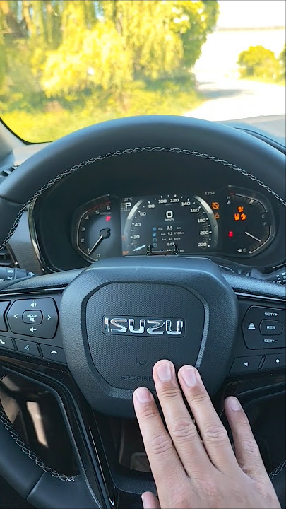2025 Isuzu D-Max *START UP & HORN SOUND* #hornsound #startup #shortsfeed #izuzu #2025 #shorts #horn