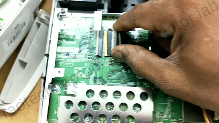 Epson EH-TW 5200 PROJECTOR #LI NES ON THE DISPLAY#HOW TO CLEAR LINES# 3 lcd display projector, lines