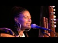 Capture de la vidéo Sona Jobarteh & Band - Kora Music From West Africa