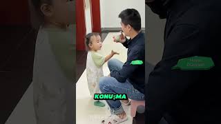 😂👧 Küçük Kız Ortamı 1 Dakikada Sakinleştirdi