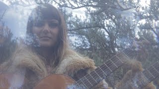 Video thumbnail of "Mariana Päraway - Sirena (Video Oficial)"