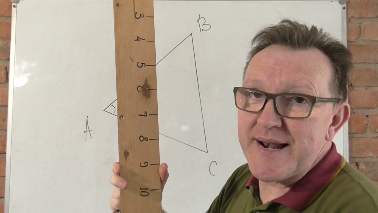 Как построить биссектрису угла с помощью одной линейки - YouTube