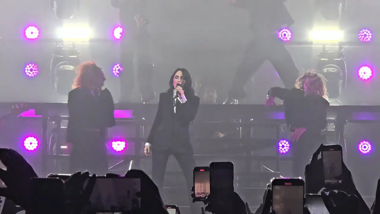 Quiénes Son? - Lali (Live - Antel Arena 2025)