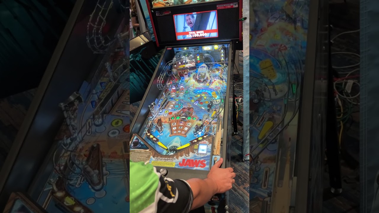 Jaws Limited Edition Pinball Machine by Stern