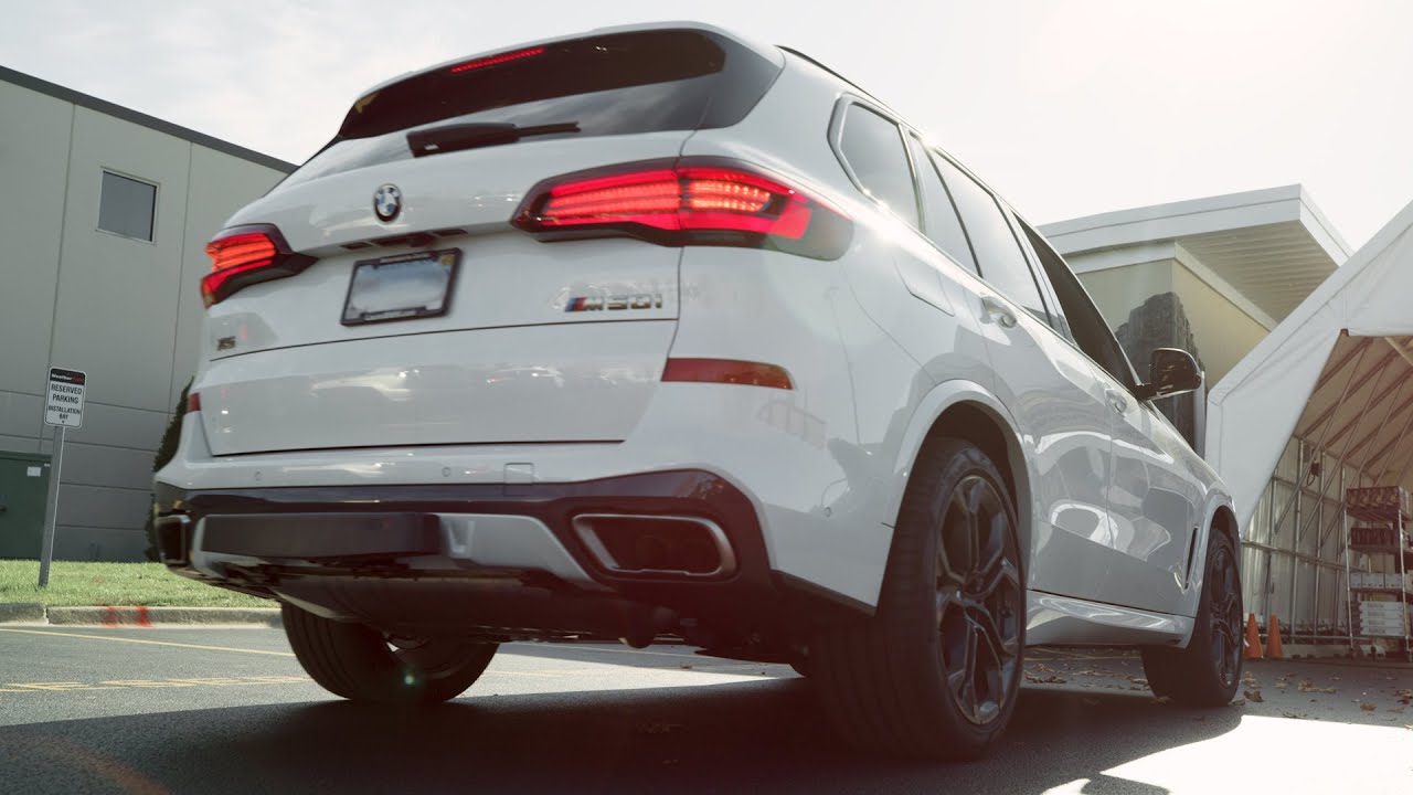 BMWBlog: Tour of the WeatherTech Factory Store - YouTube