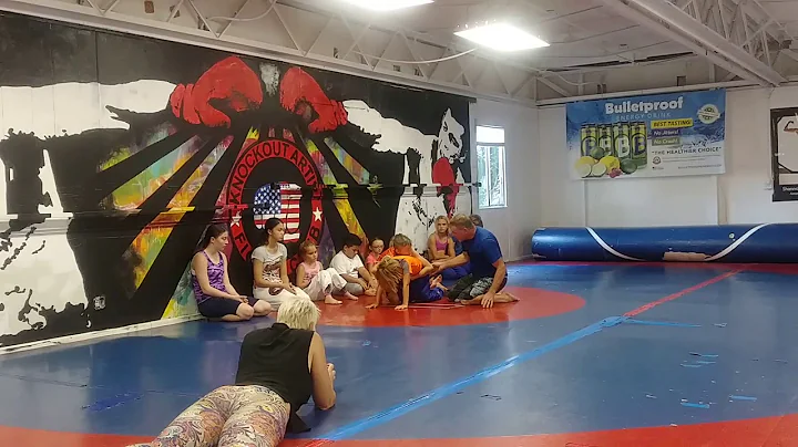 keneth Gelinskey Coach at Knockout artist fight cl...