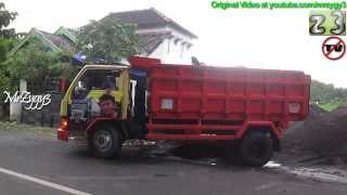 Dump Truck Mitsubishi Colt Diesel Stuck