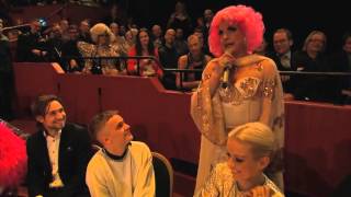 Babsan minglar i publik - QX Gaygala 2014