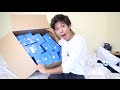 Adidas Unboxing | Magnifying Glass 
