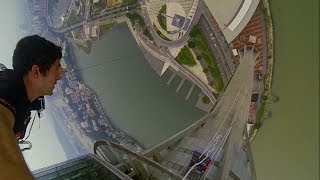 World's Tallest Bungee Jump HD, Macau Tower 764 ft (233 m)