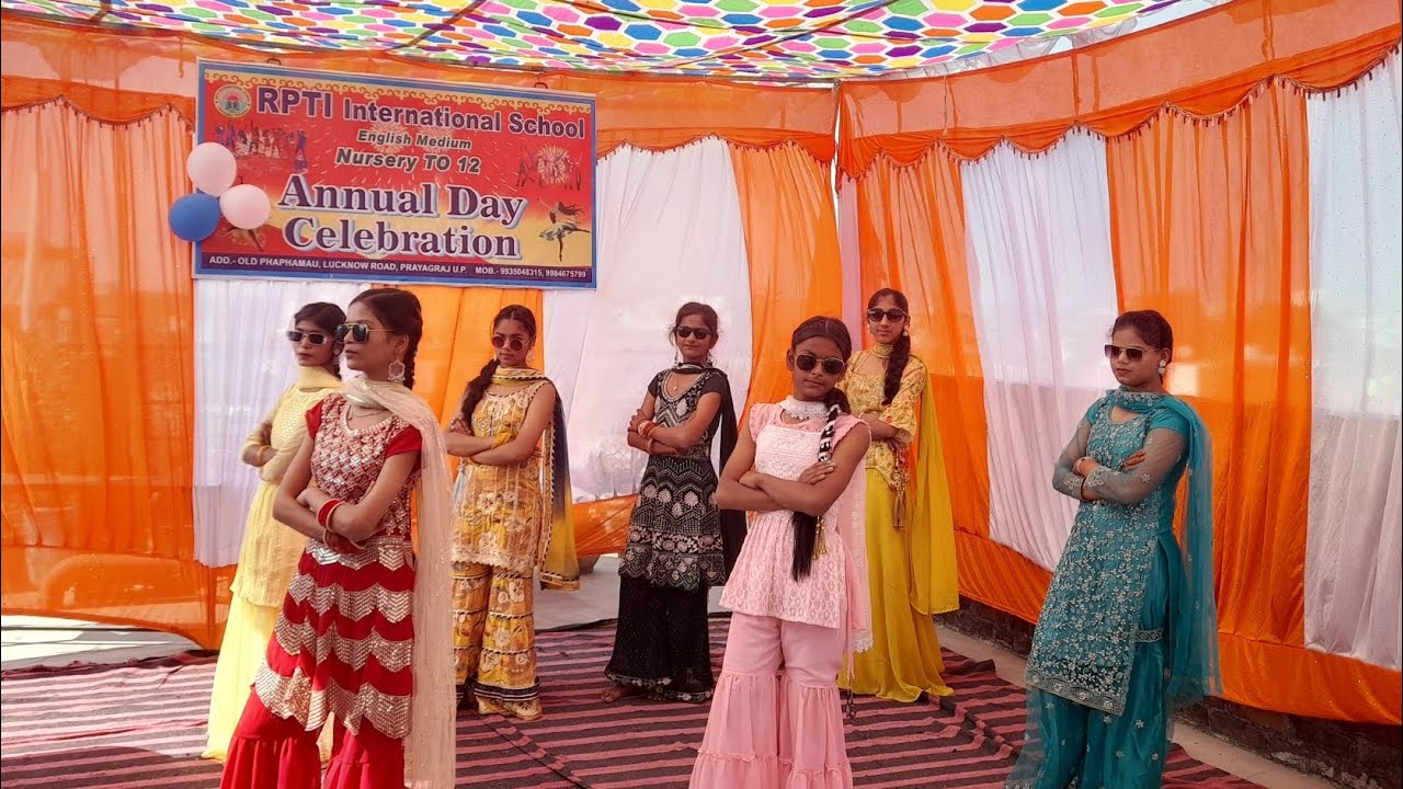 Jhoom Barabar and mashup dance on Annual Day Celebration.