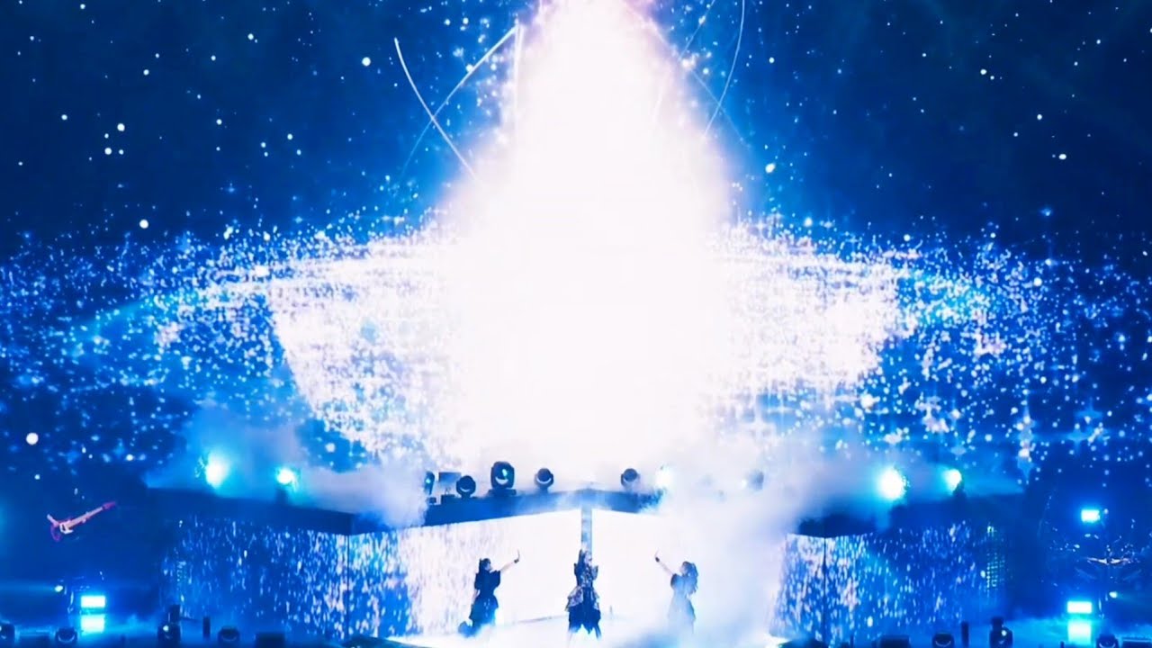 BABYMETAL - 'Shine' [LIVE PROSHOT] [SUBTITLED] [4K HQ]