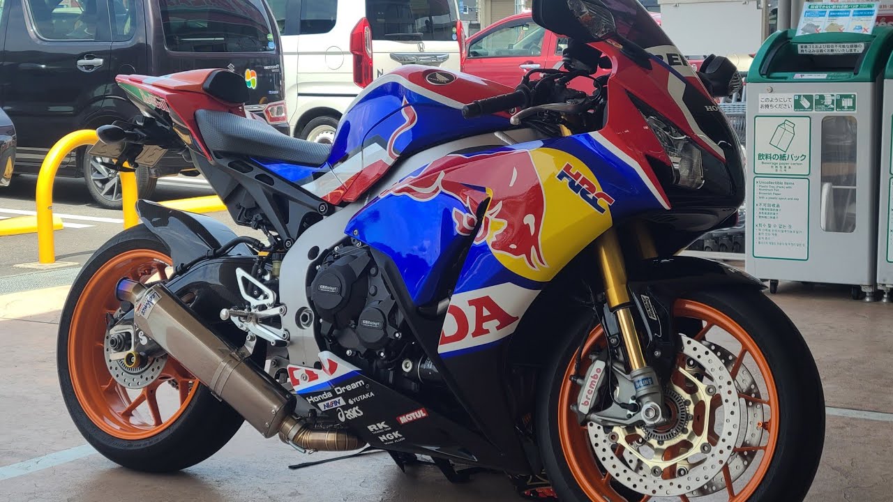 CBR1000RR TSRスリップオンマフラー - YouTube