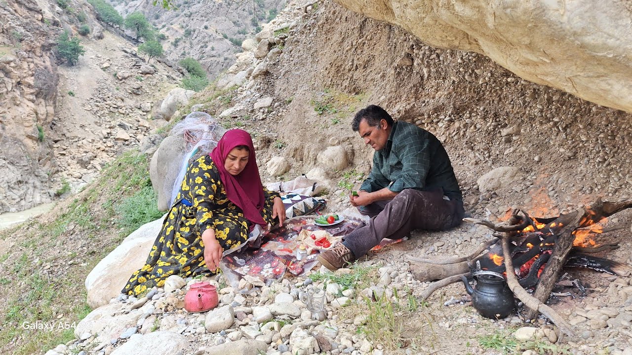 Nomadic life is a challenge in a rainy day of Wasid Mahi Dal and his ...