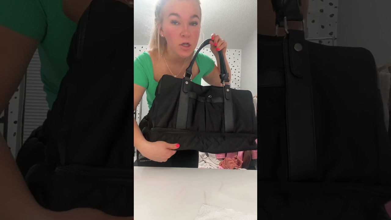 Essential Weekender Bag for Your Adventures 