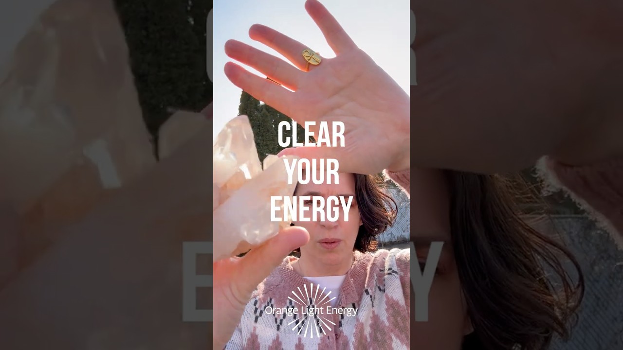 These energies are offered with the intention of helping to clear your energy. Say yes to accept 🤍