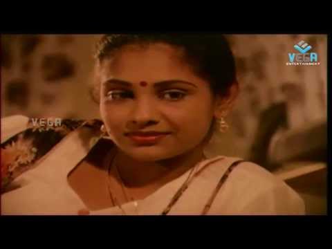 Avalum Appadithan - Girl Dreaming About Hero