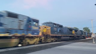 **Rare** Csx 3440 Leads 5 Ex-Conrail Dash-8s And More