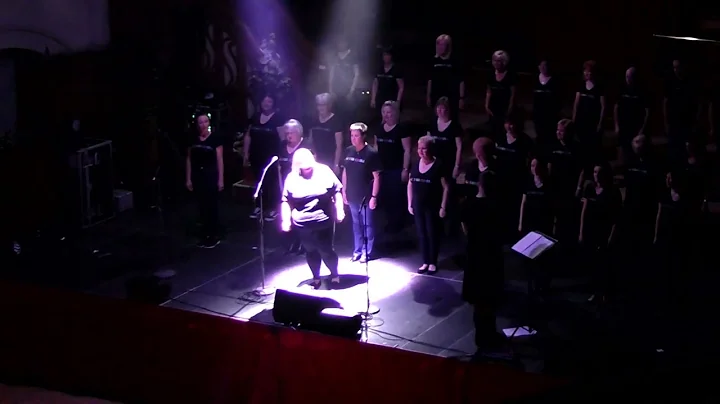 Carrie Hooper performing 'There Are Worse Things I...