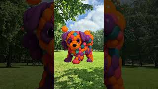 The mascot vibrato assistant placed on the football field is popular, co-produced, creative
