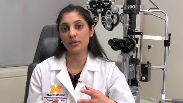 What is the difference between dry and wet AMD?