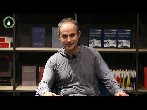 ფილოსოფიის საფუძვლების 8 თვიანი კურსი აზროვნების აკადემიაში