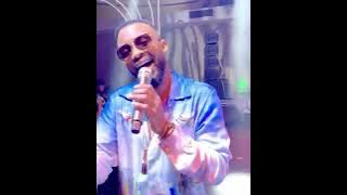 Fally Ipupa Couleurs live performance