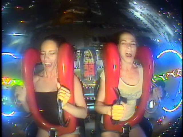 Hilarious slingshot ride fails compilation/riders passing out, throwing up,...