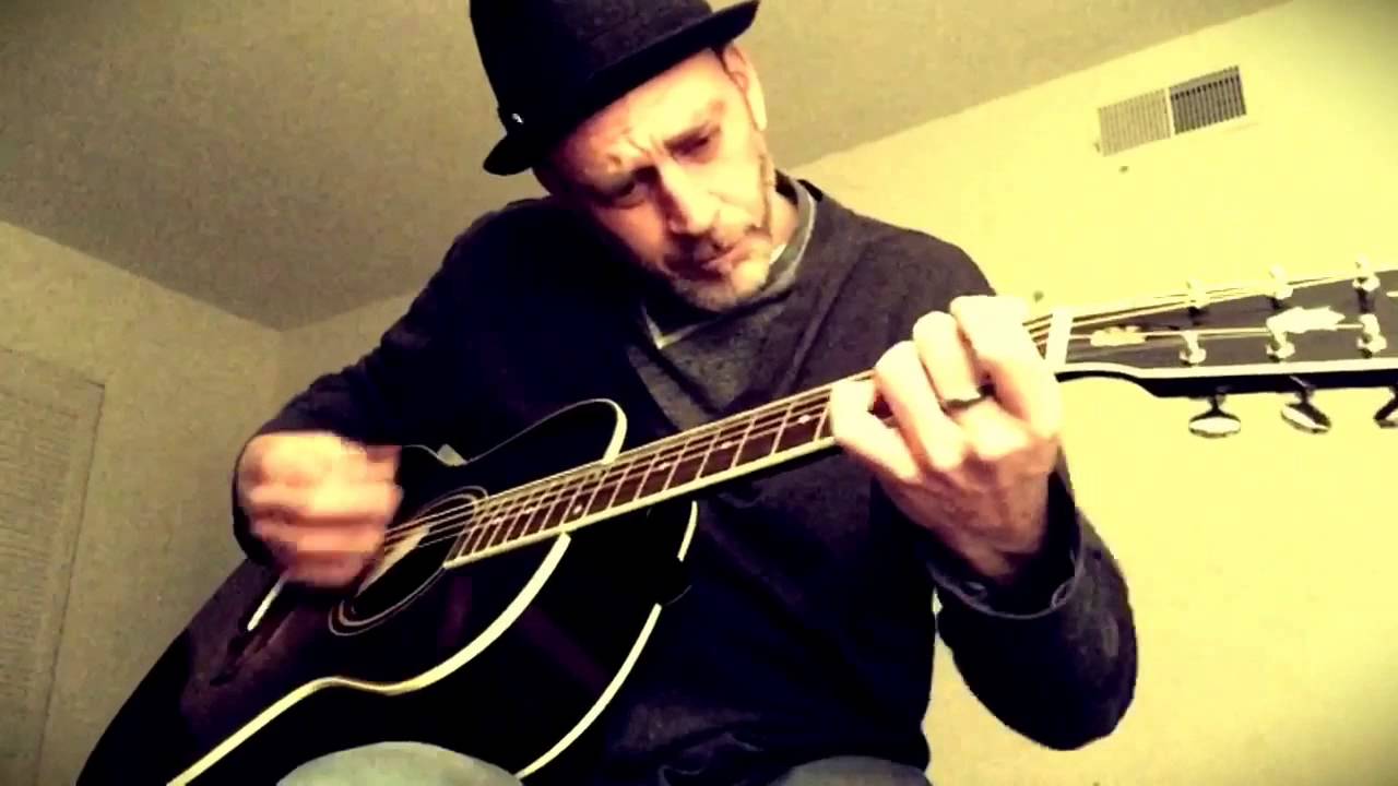 D.W. Harris Strums a little tune on the Gibson L00 (open C) very low YouTube D.W. Harris Strums a little tune on the Gibson L00 (open C) very low YouTube