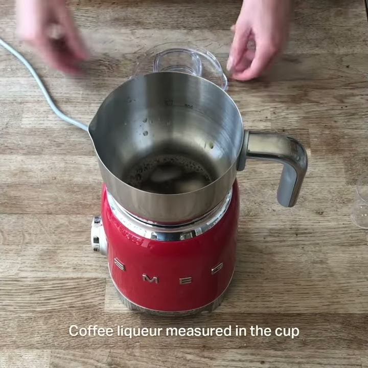 How to use the Smeg Milk Frother, MFF01