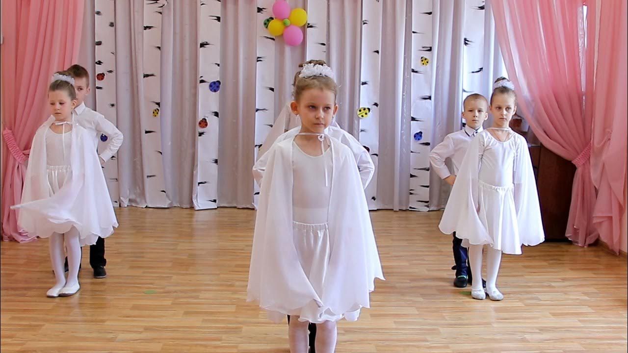 Танец голубок в детском саду. Танец птиц музыка для детей. Костюм журавля для девочки для танца. Танец птицы белые к 9 мая. Объемные птицы белые для танца.