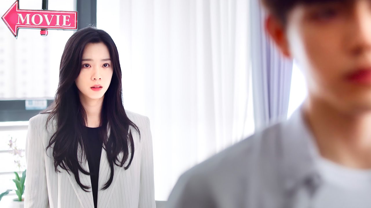 A poor girl got cancer to win back her boss, but the boss bought the entire hospital to treat her.