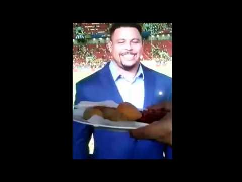 Memes Ronaldo Fenmeno comentarista da Globo. Coxinha Ronaldo, delcia