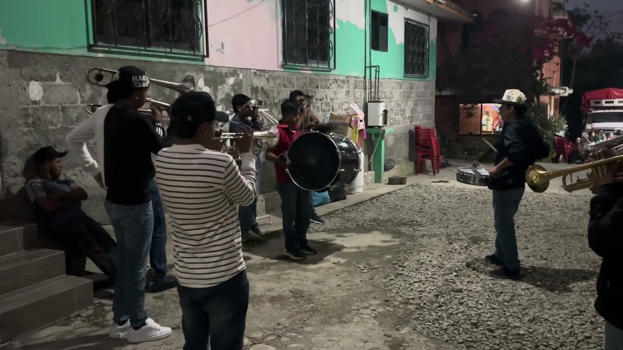 Banda victoria Tlachichilco ver 