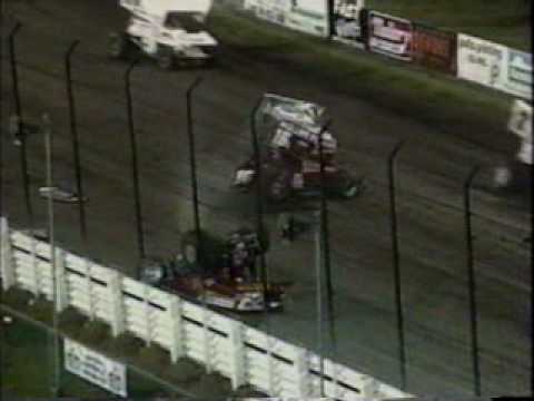 World Of Outlaws Slingin Mud Part 1