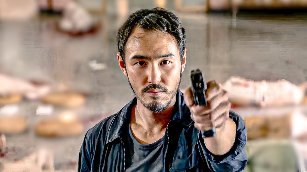 قاتل مأجور راح يسلم نفسة أكتشف أن الشرطه مصنفاة التالت ع عالعالم فالاجرام فقرر يخلص ع أول أتنين ملخص