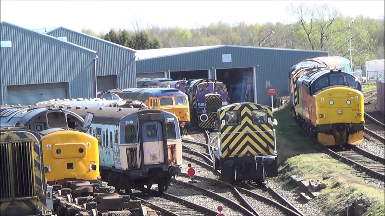 Barrow Hill Roundhouse 'Rarities' Diesel Gala 18/4/15 inc. Visiting Locos