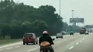 brother Y15zr superman di highway.. punca ysuku DI BOIKOT!!!