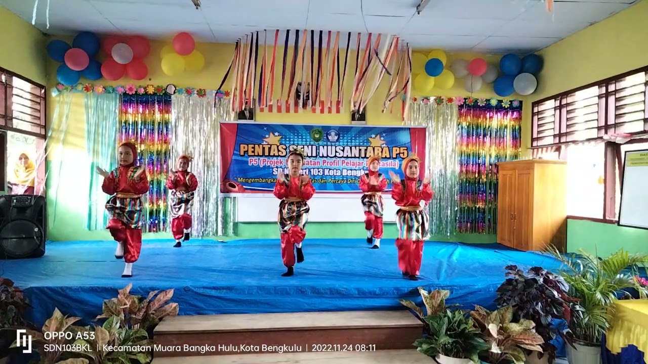 Pentas Seni P5 SDN 103 Kota Bengkulu : Tari Bekatak Kurak Karik