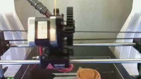 Timelapse: Updated_trophy_split_half_scale.gcode