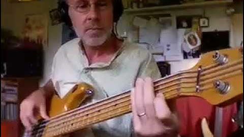 Beginner 5-String Bass Video